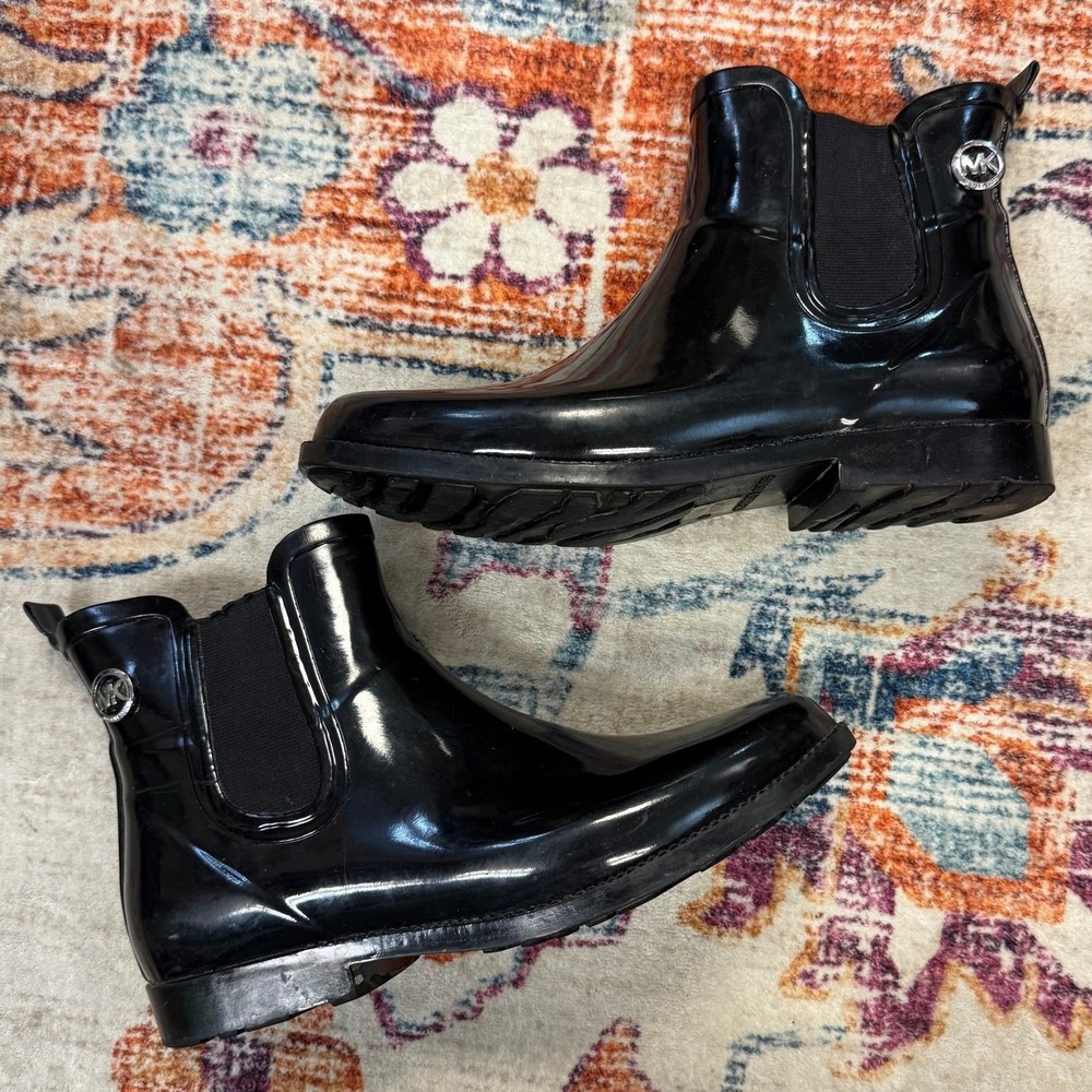 Michael Kors Black Glossy Rubber Chelsea Rain‎ Boots Women's Ankle Boots